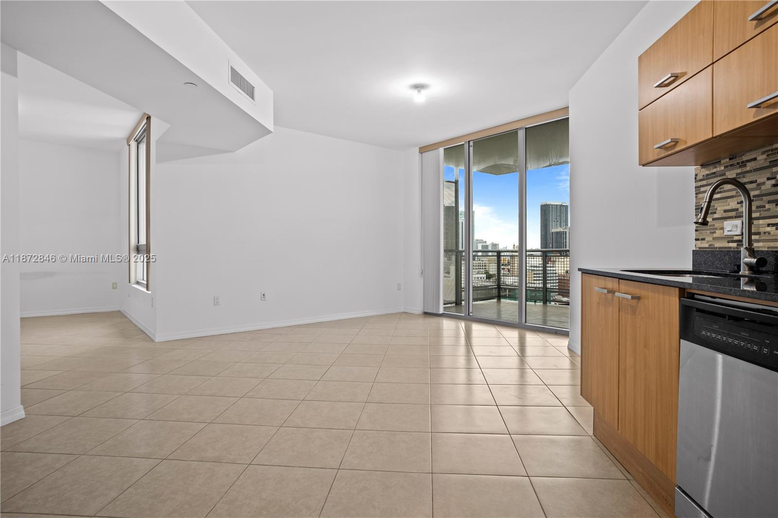 WIND CONDO - Residential Lease
