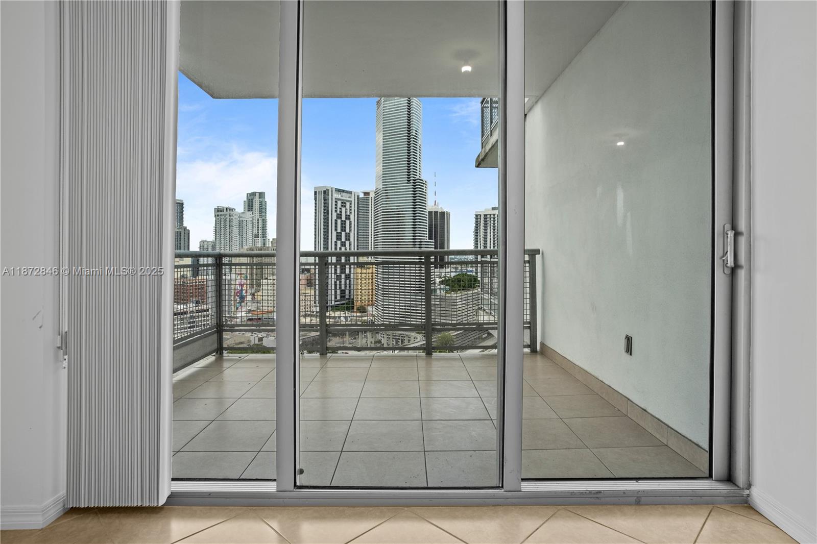 WIND CONDO - Residential Lease