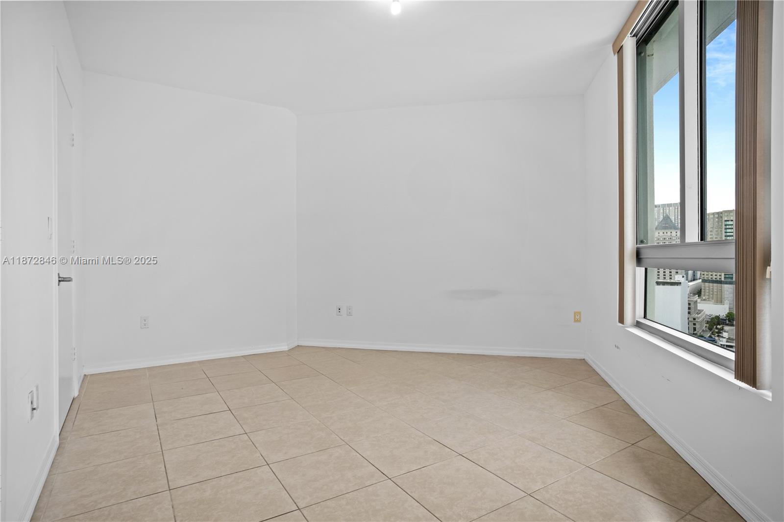 WIND CONDO - Residential Lease