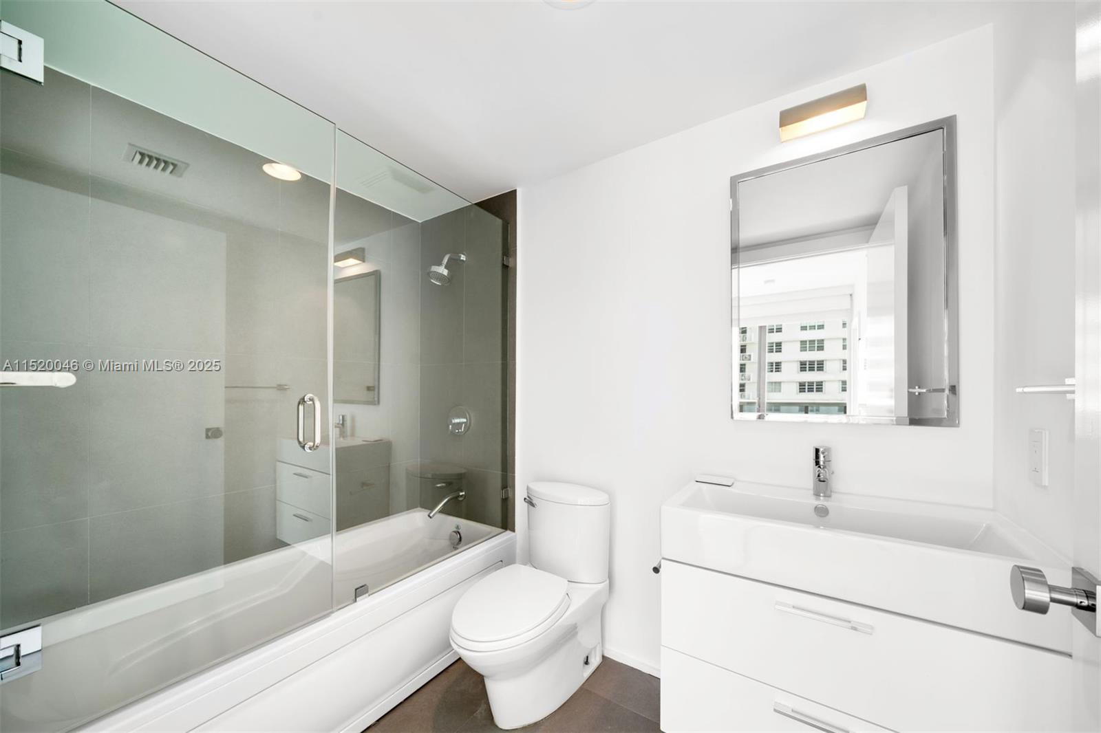MEI CONDO - Residential