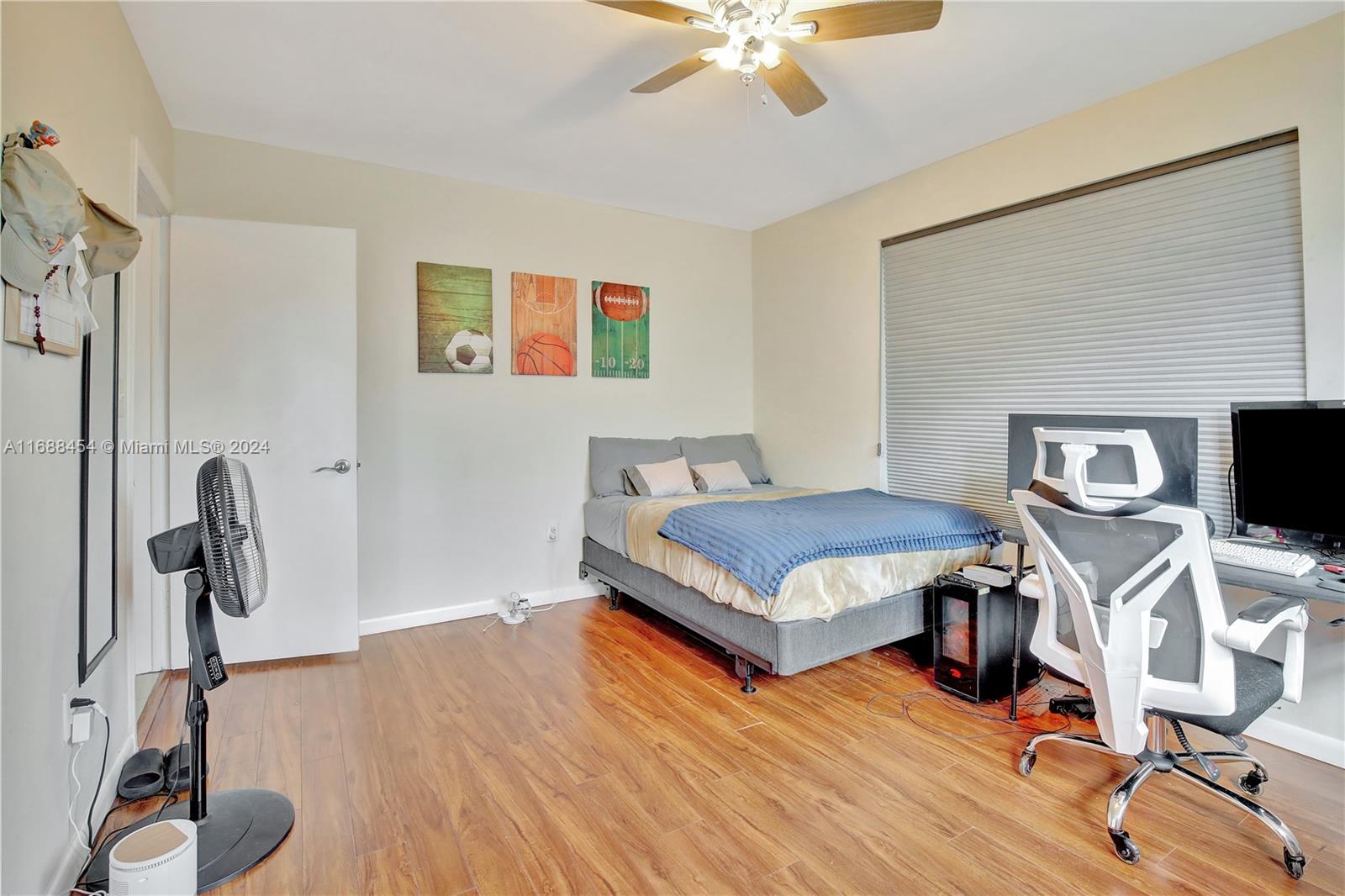 NOB HILL ESTATES 1 SEC - Residential