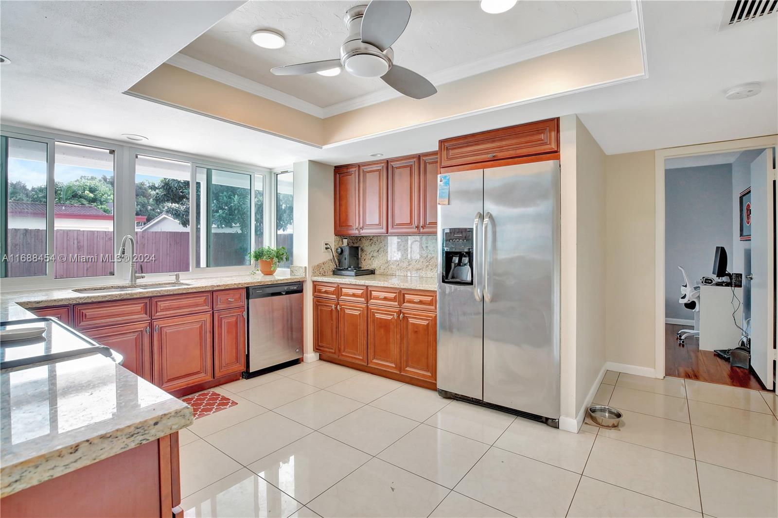 NOB HILL ESTATES 1 SEC - Residential