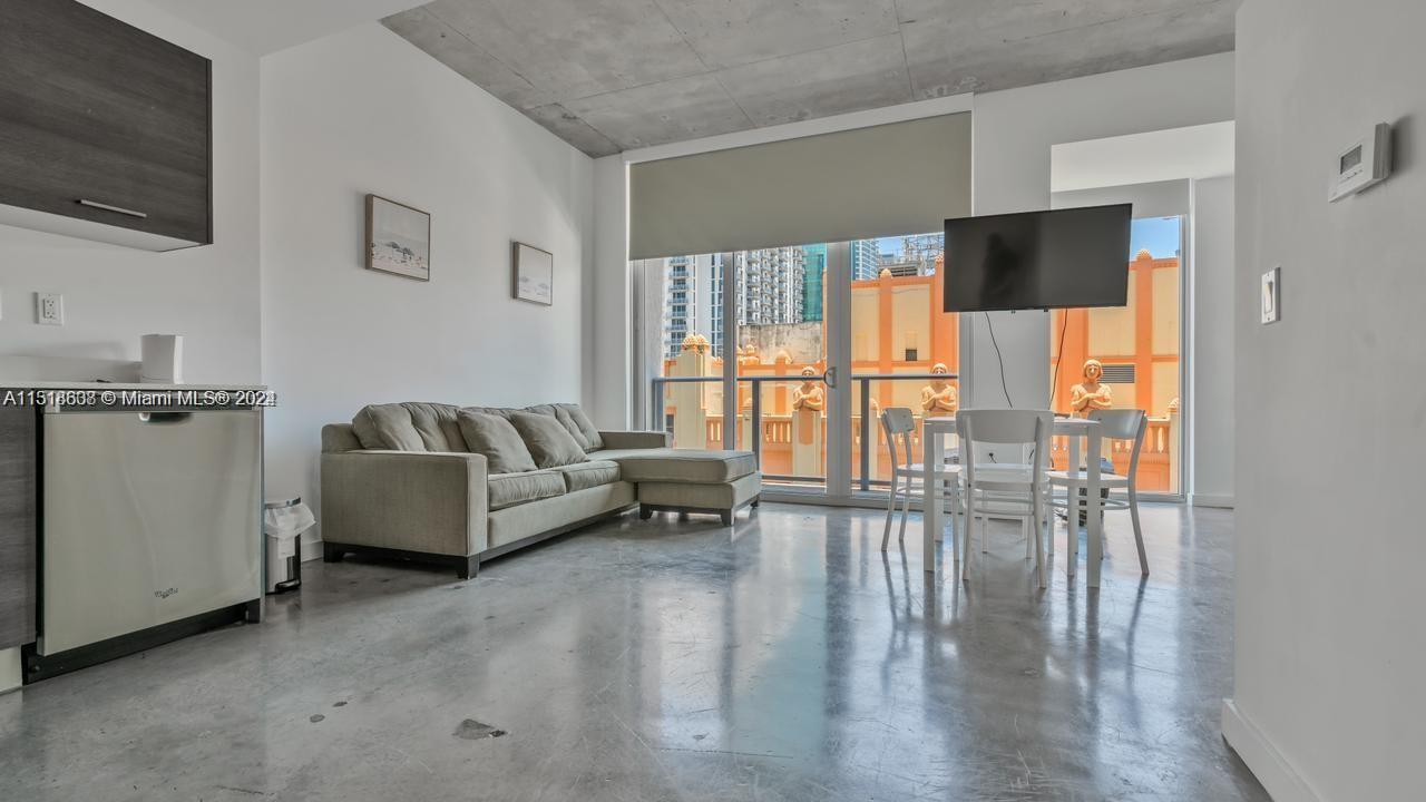 CENTRO CONDO - Residential Lease