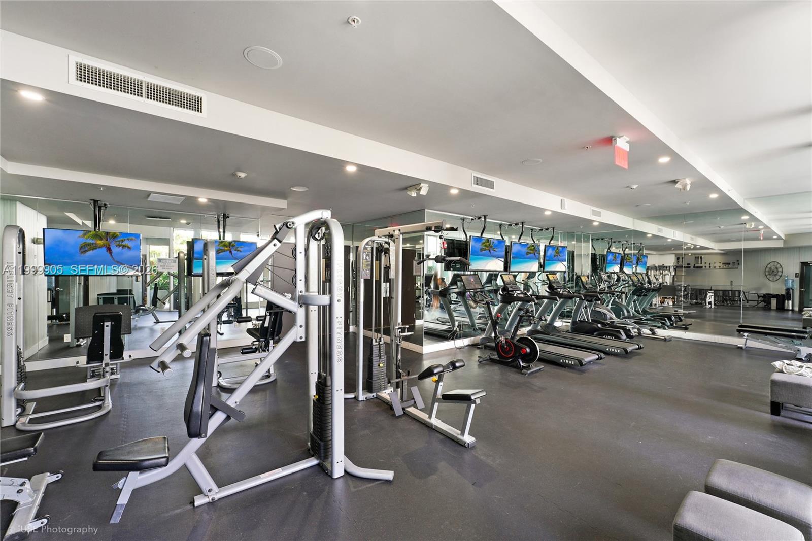 ARTEPARK SOUTH CONDO - Residential Lease