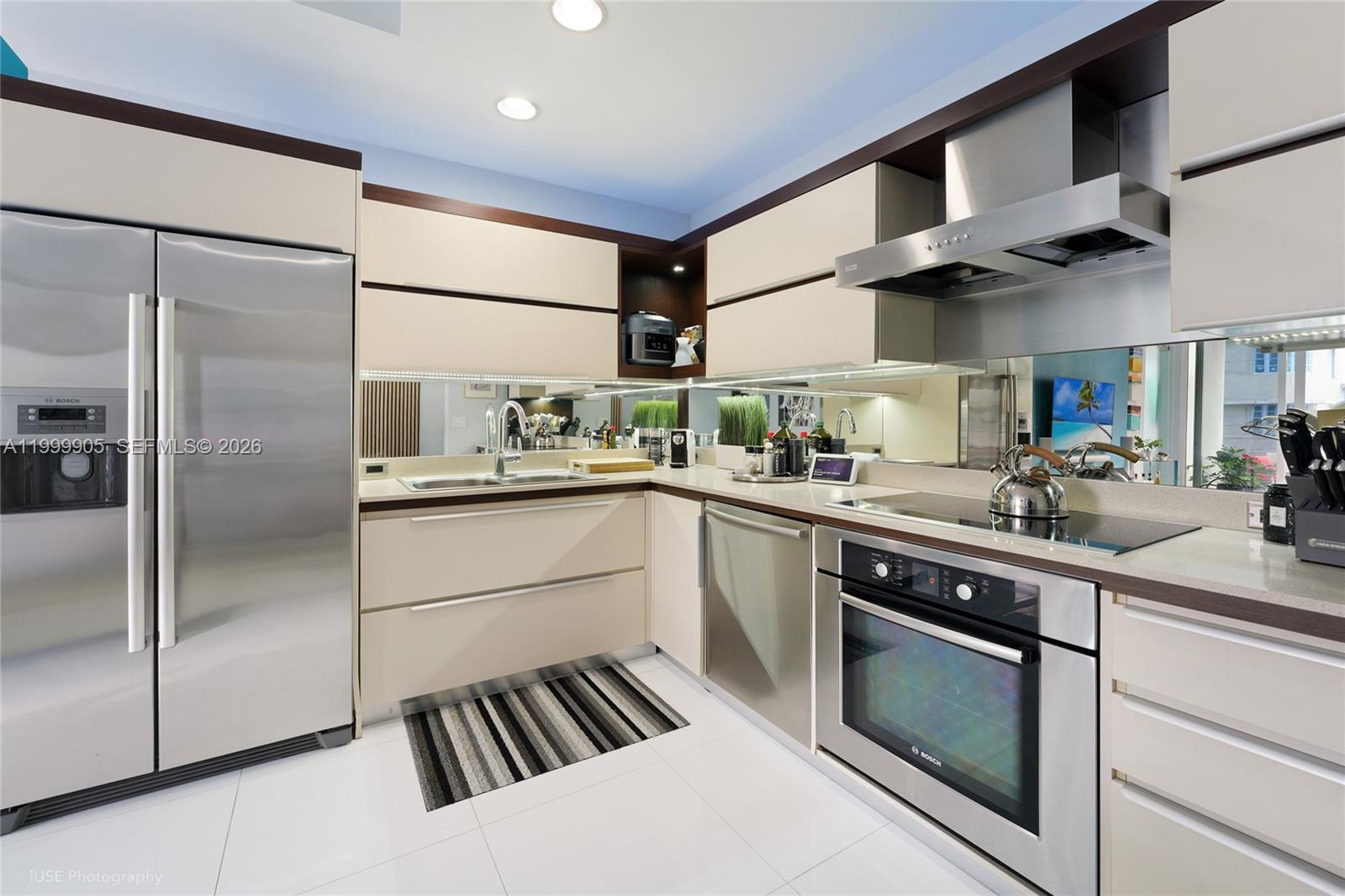 ARTEPARK SOUTH CONDO - Residential Lease