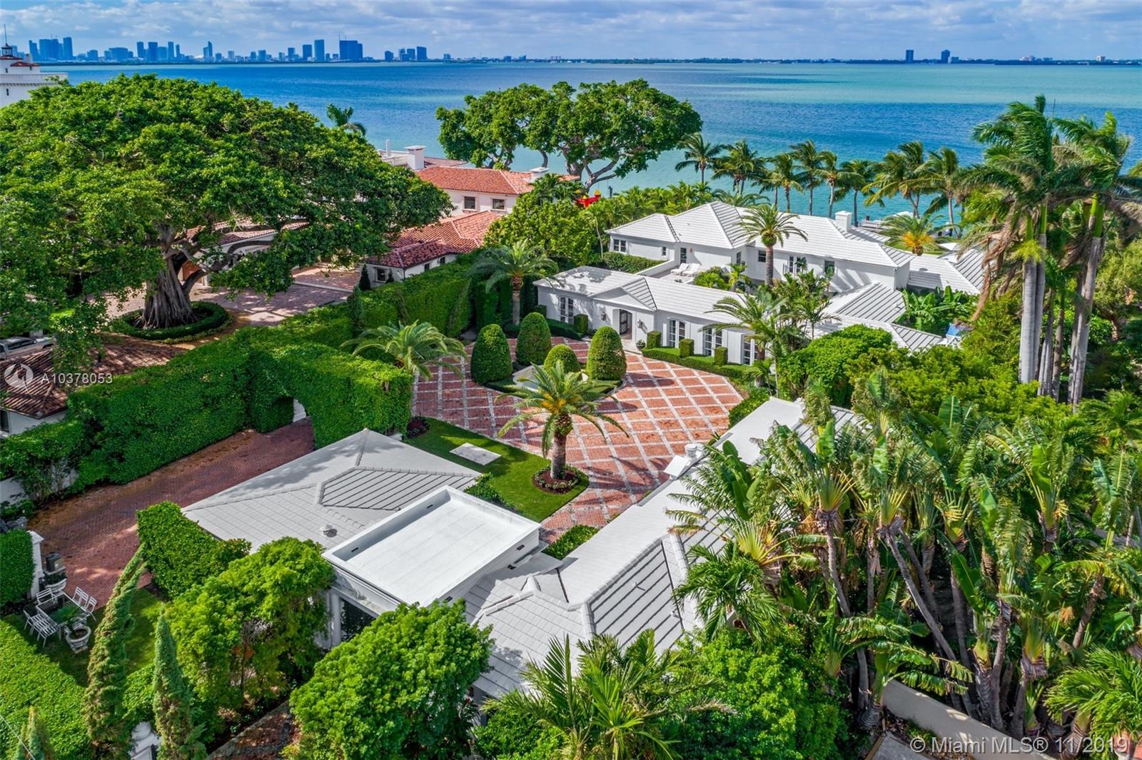 LA GORCE GOLF SUB - Residential