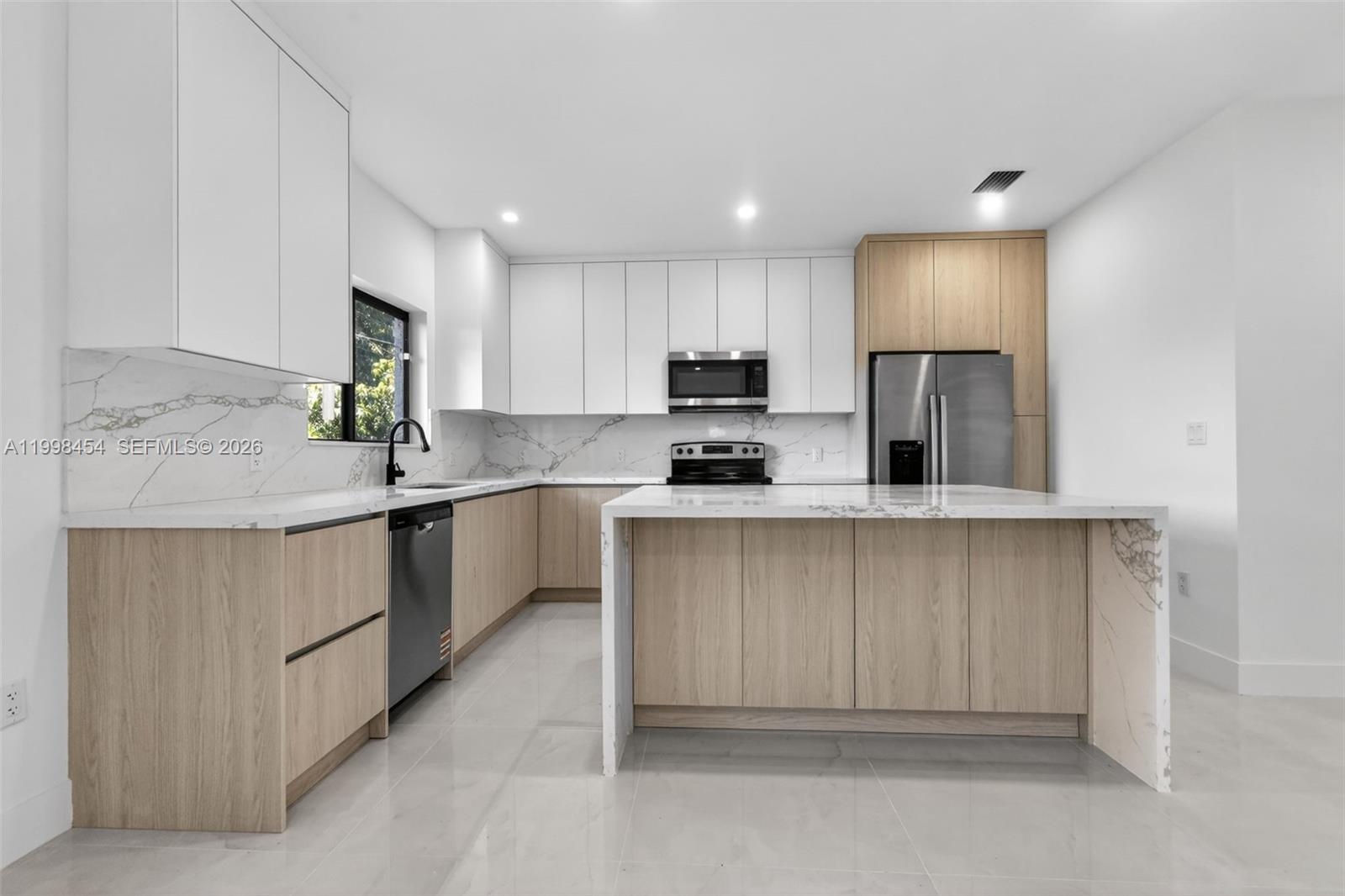 MAGNOLIA GARDENS CONSOLID - Residential