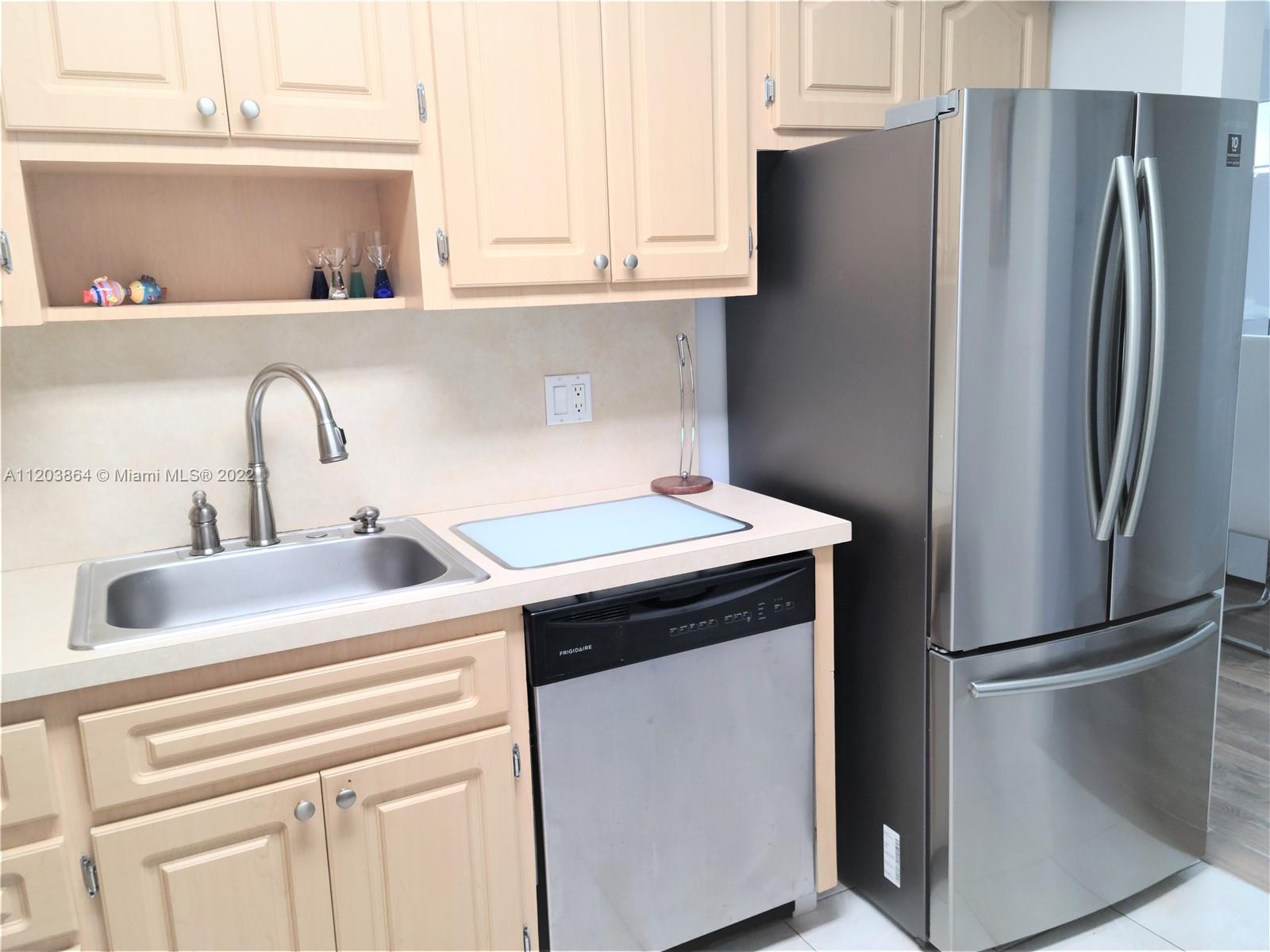 HEMISPHERES CONDO - Residential