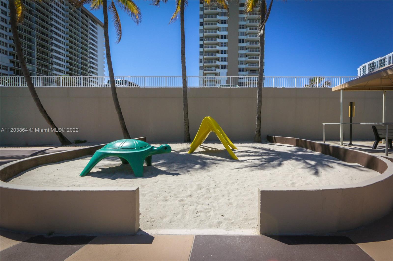 HEMISPHERES CONDO - Residential