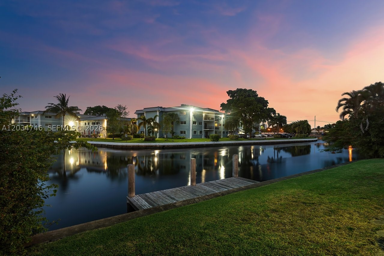 TROPICAL MANORS ADD-RESUB - Residential