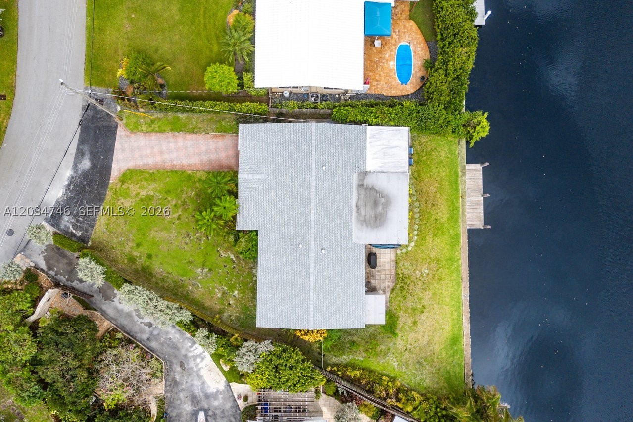 TROPICAL MANORS ADD-RESUB - Residential