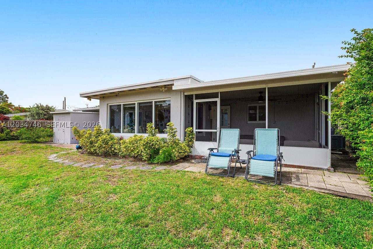 TROPICAL MANORS ADD-RESUB - Residential