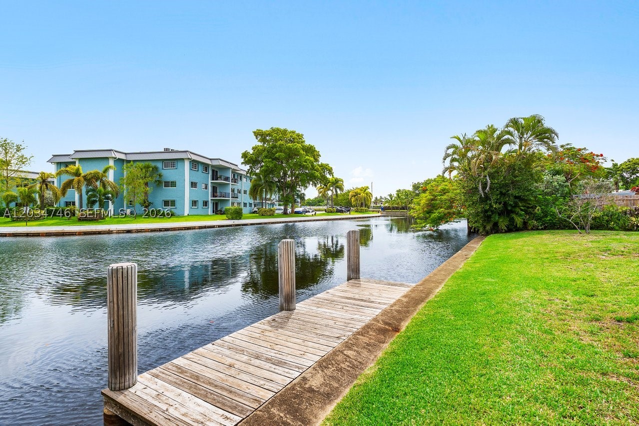 TROPICAL MANORS ADD-RESUB - Residential
