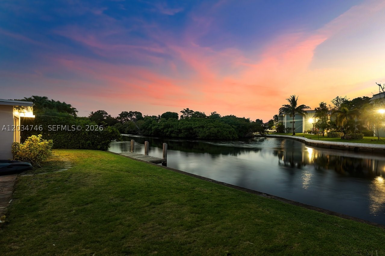 TROPICAL MANORS ADD-RESUB - Residential