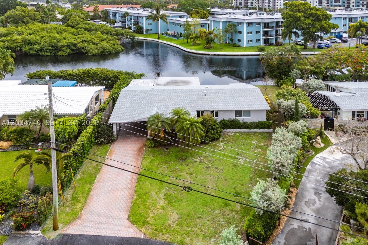 TROPICAL MANORS ADD-RESUB - Residential