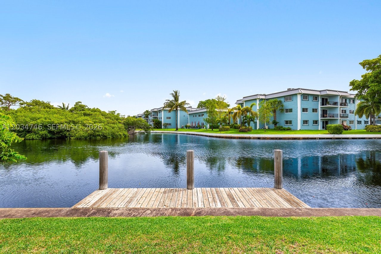 TROPICAL MANORS ADD-RESUB - Residential