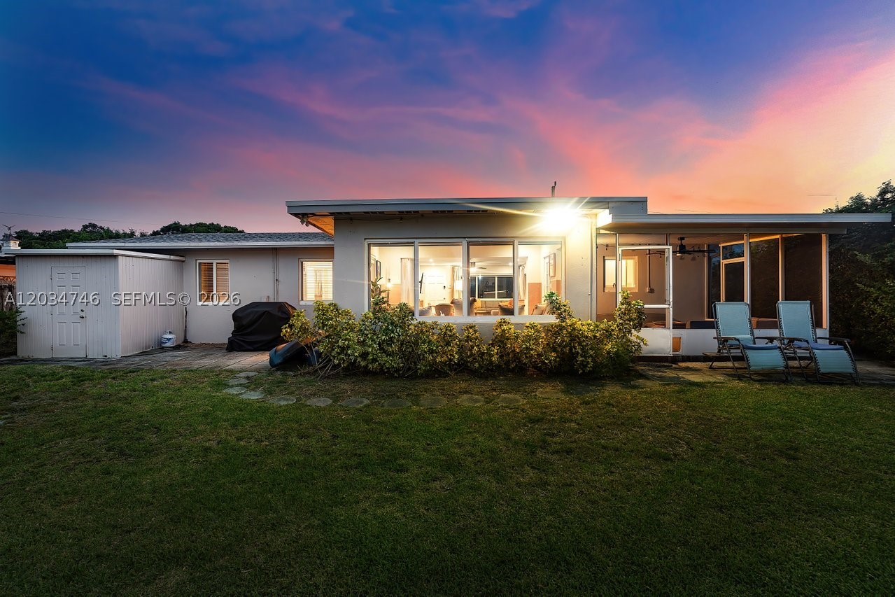 TROPICAL MANORS ADD-RESUB - Residential