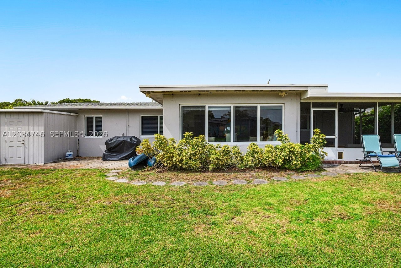 TROPICAL MANORS ADD-RESUB - Residential
