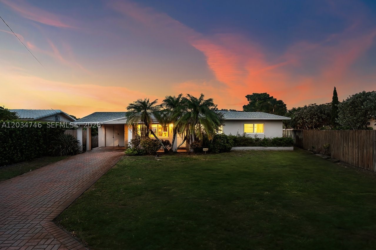 TROPICAL MANORS ADD-RESUB - Residential