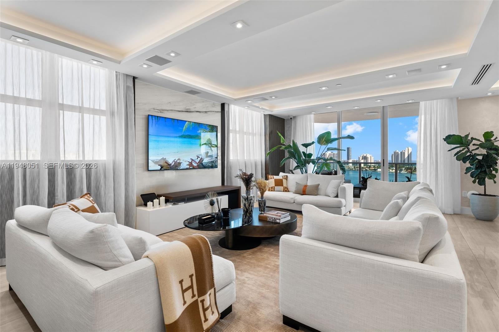 THE PENINSULA II CONDO - Residential