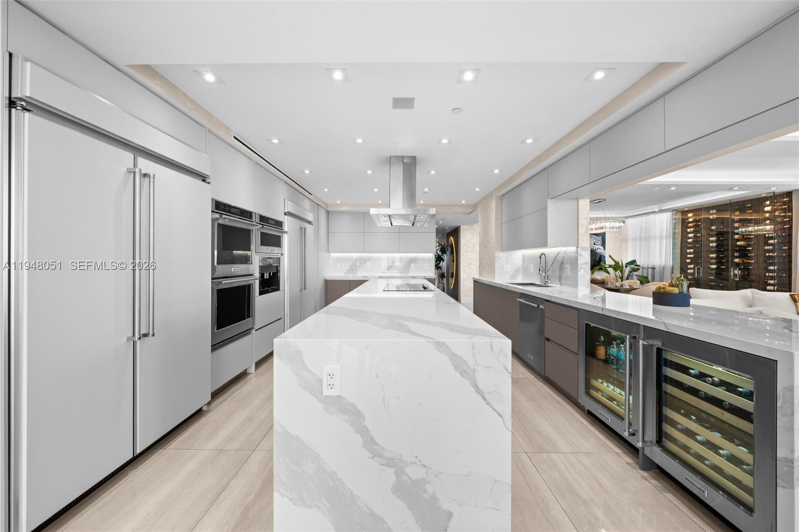 THE PENINSULA II CONDO - Residential