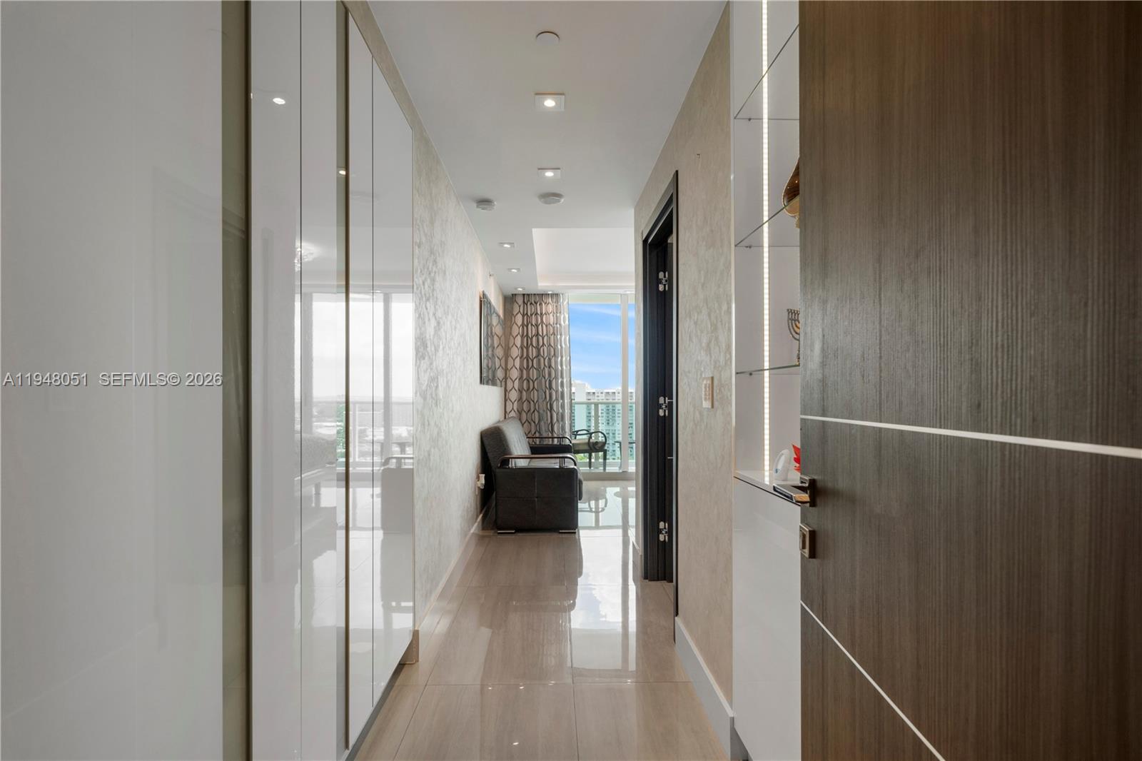 THE PENINSULA II CONDO - Residential