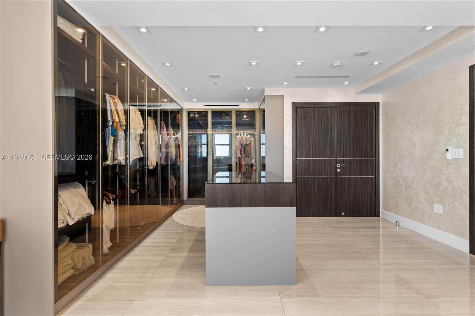 THE PENINSULA II CONDO - Residential