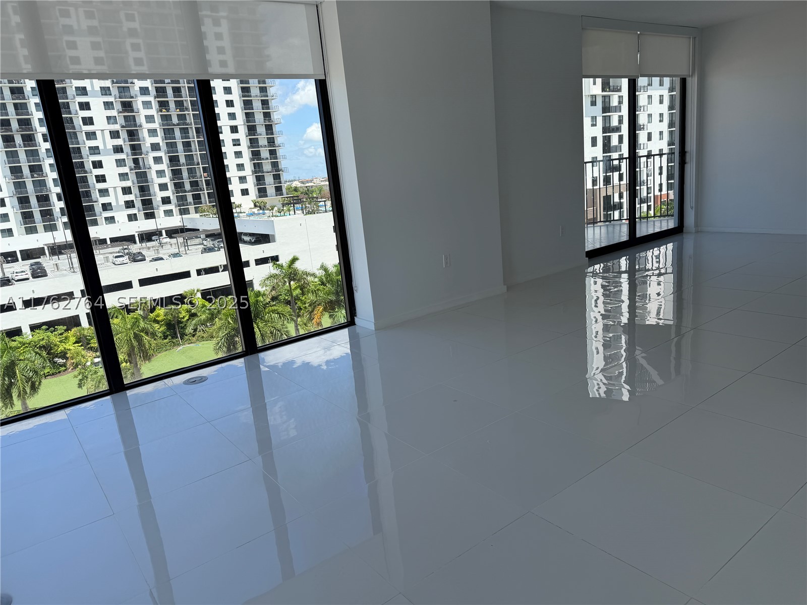 5252 PASEO CONDO - Residential