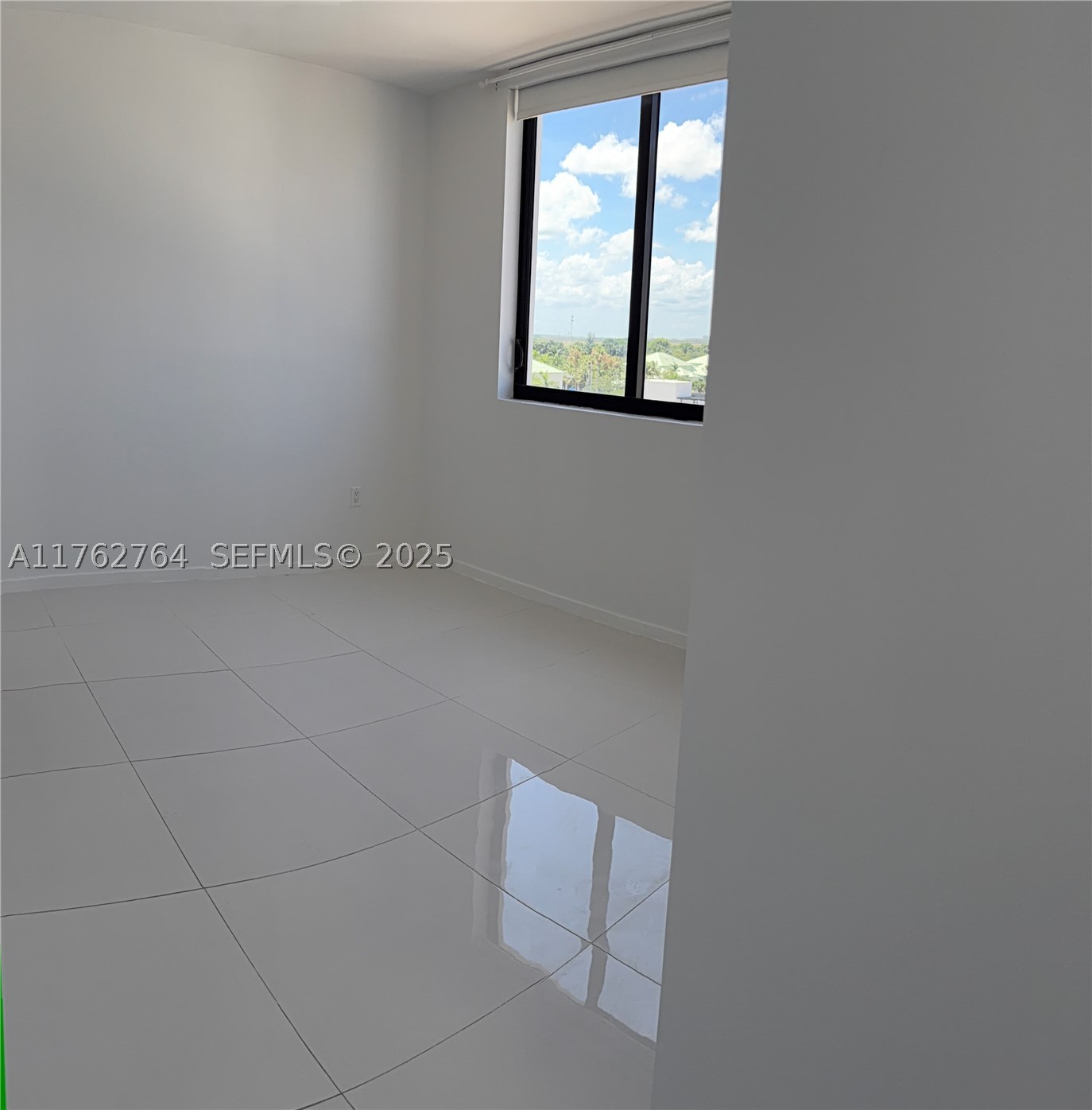 5252 PASEO CONDO - Residential