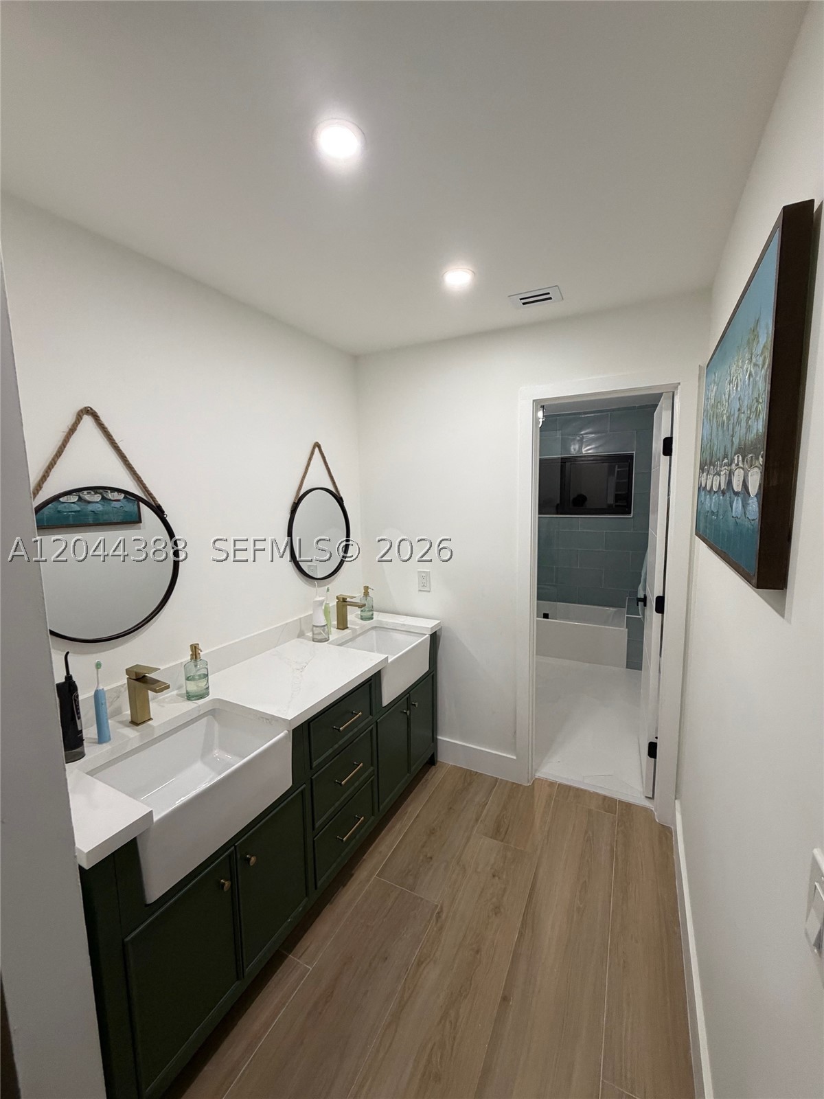 WOODGATE NORTH - Residential