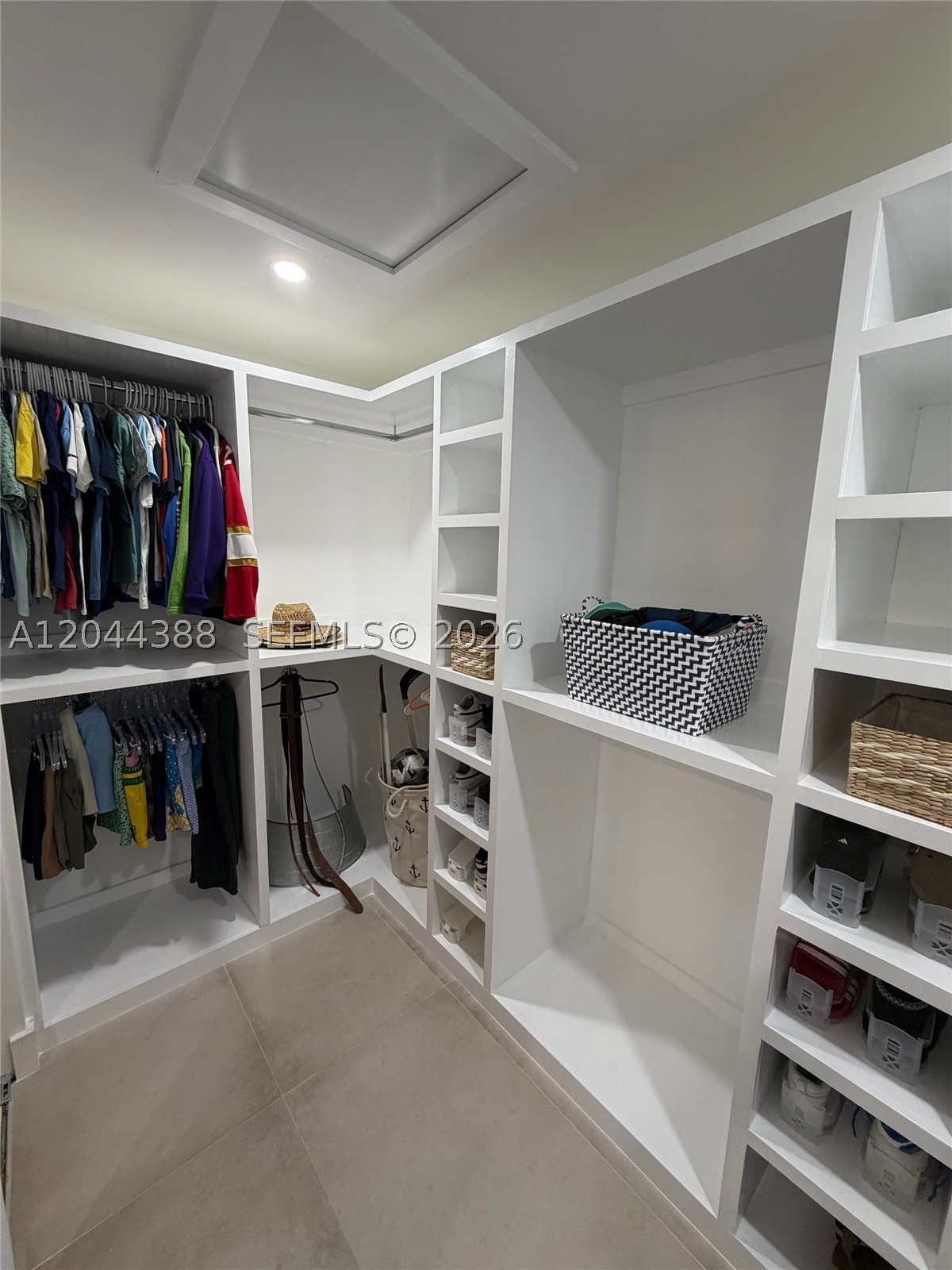WOODGATE NORTH - Residential