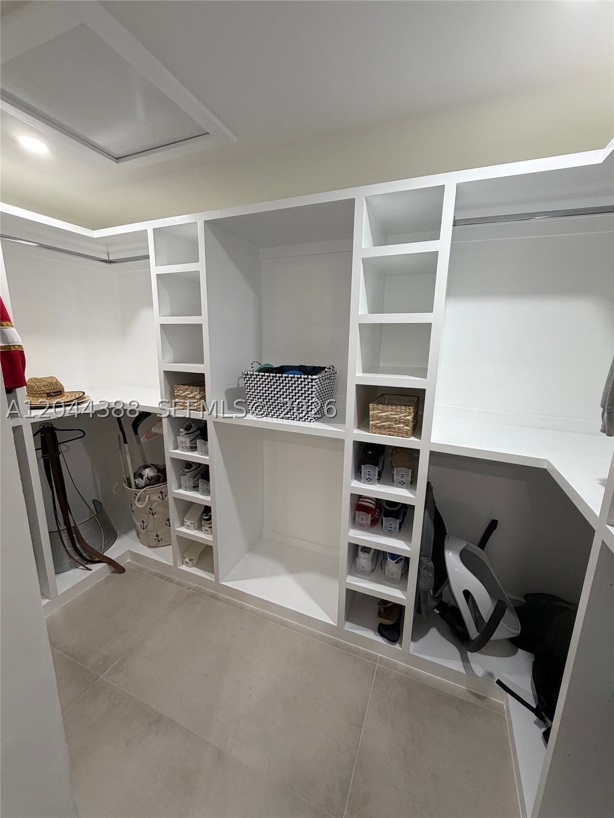 WOODGATE NORTH - Residential