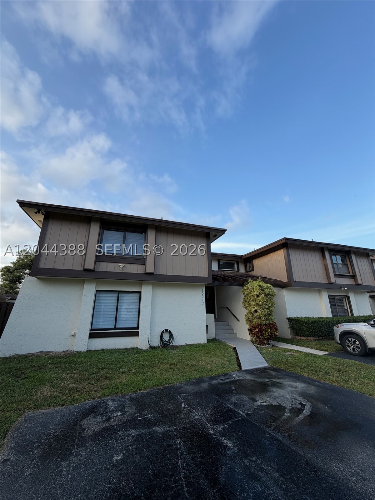 WOODGATE NORTH - Residential