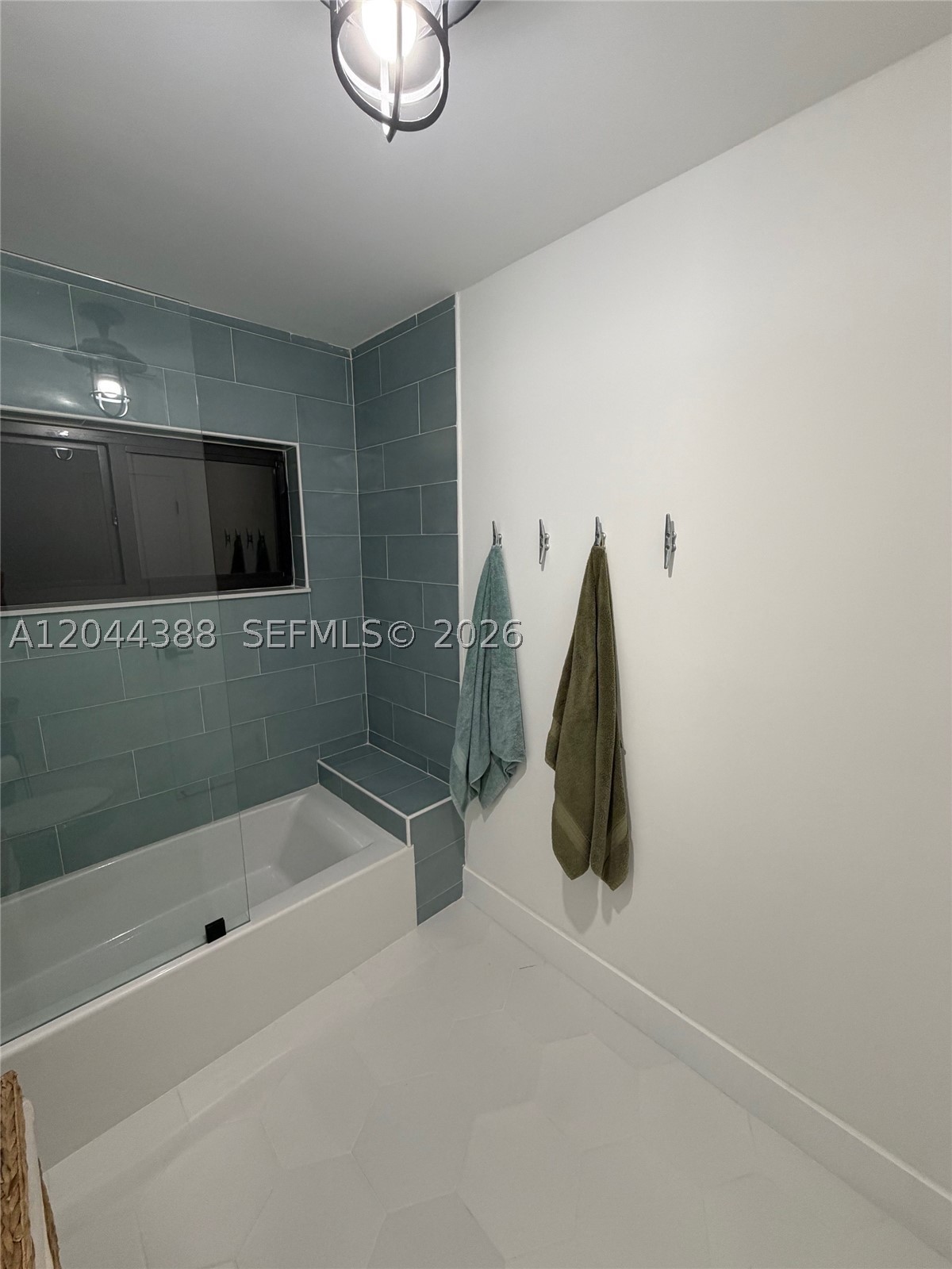 WOODGATE NORTH - Residential