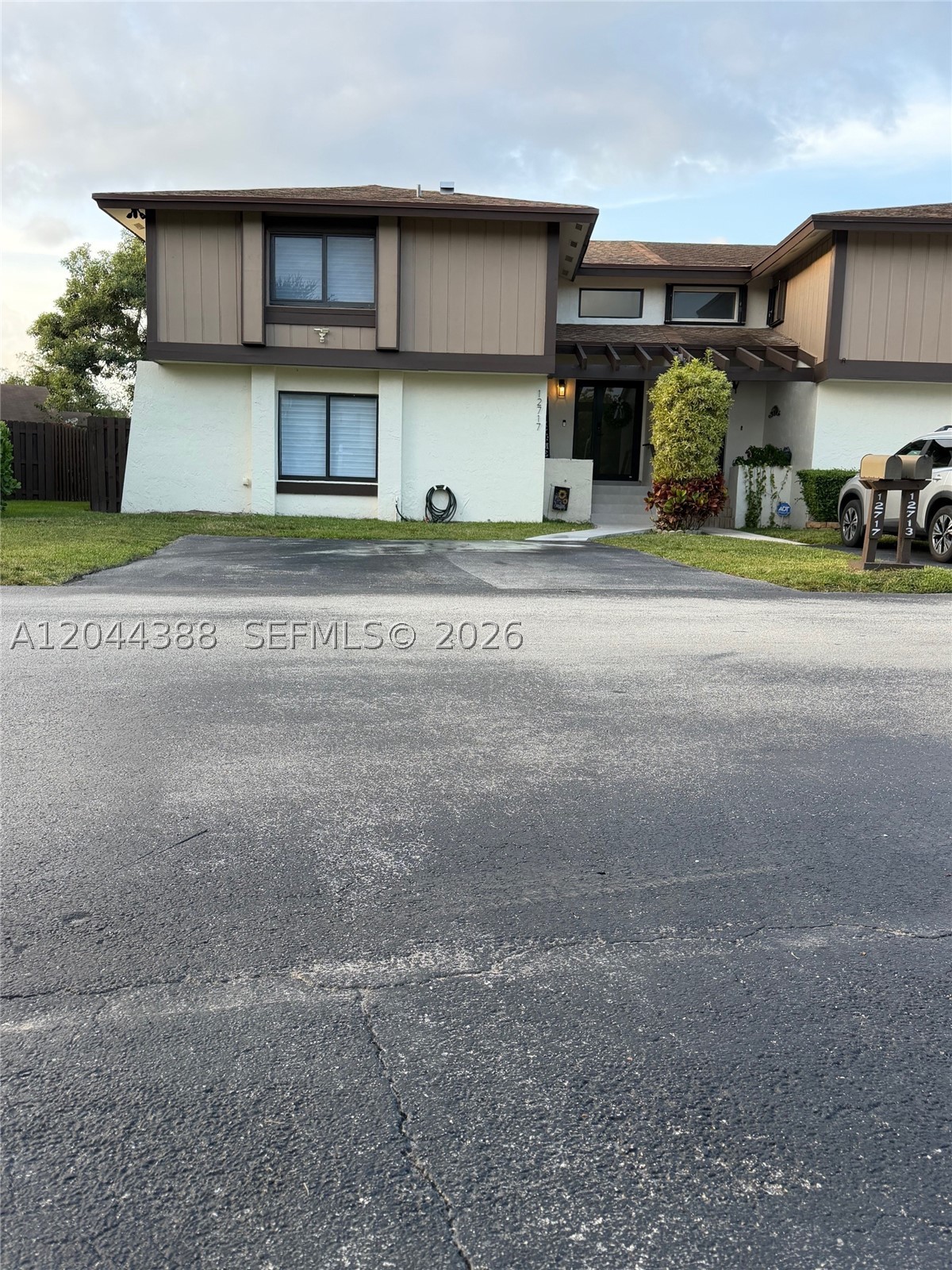 WOODGATE NORTH - Residential