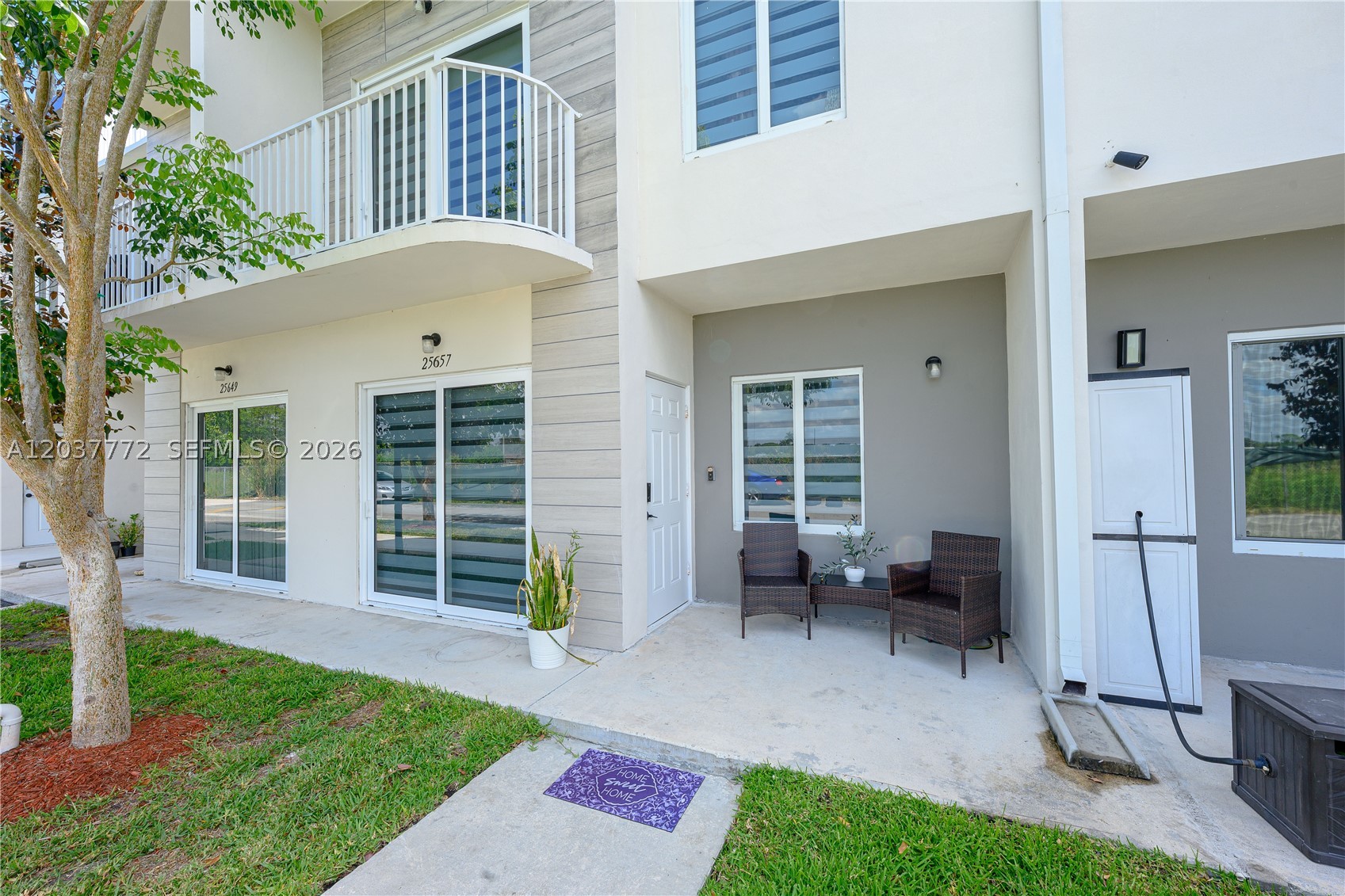 PARADISE ONE - Residential