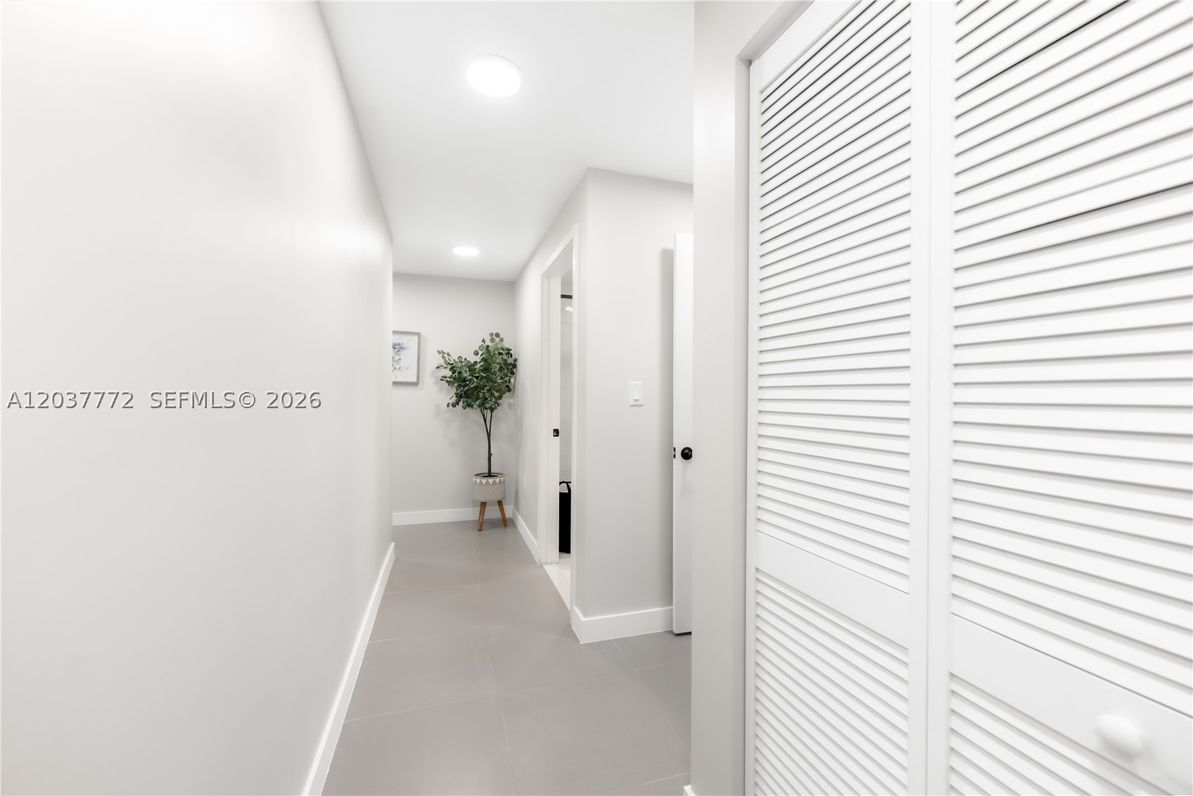 PARADISE ONE - Residential