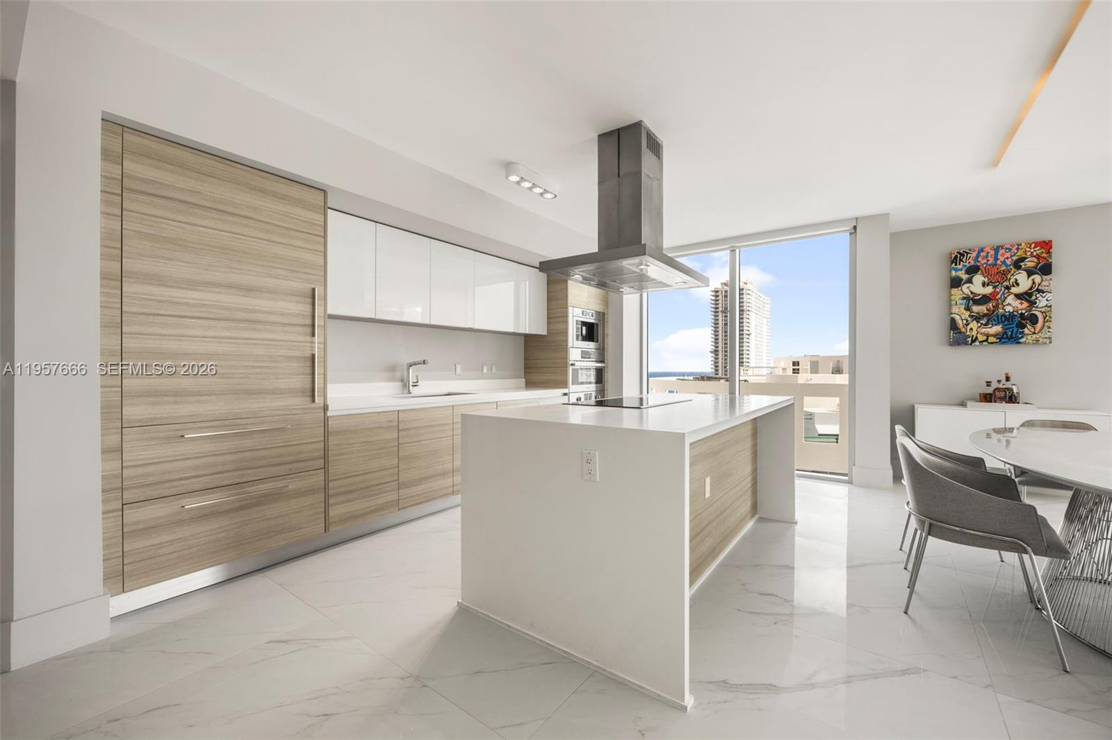 PARQUE TOWERS CONDO - Residential