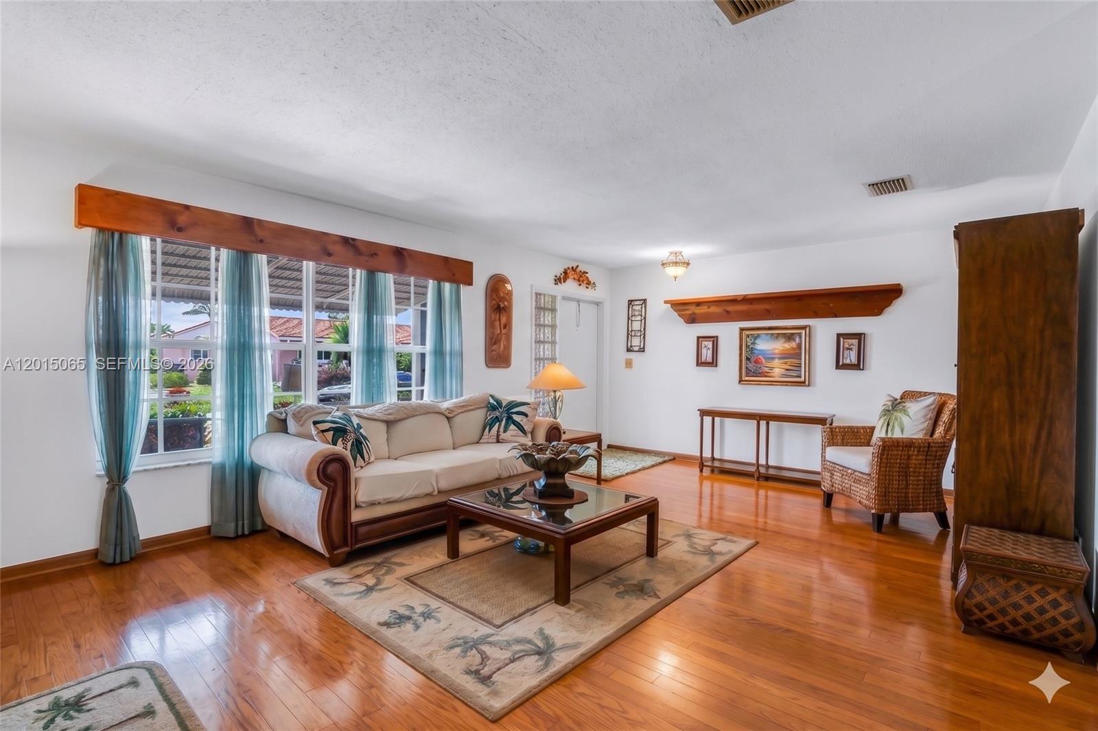MAINLANDS OF TAMARAC LAKE - Residential