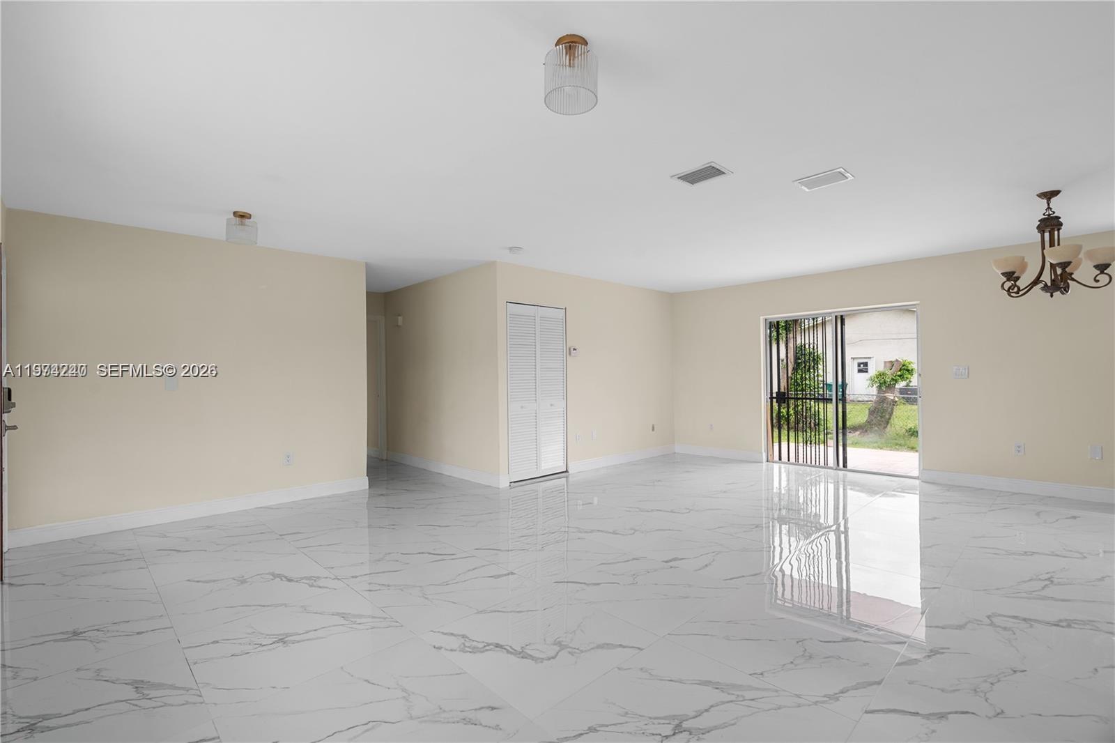 GOLDEN WEST - Residential Lease