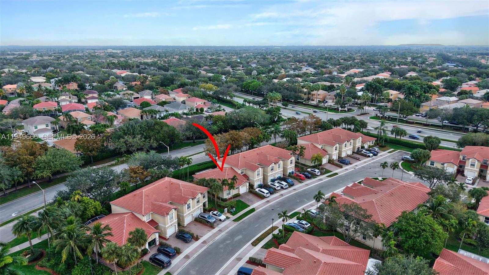 WYNDHAM LAKES EAST - Residential