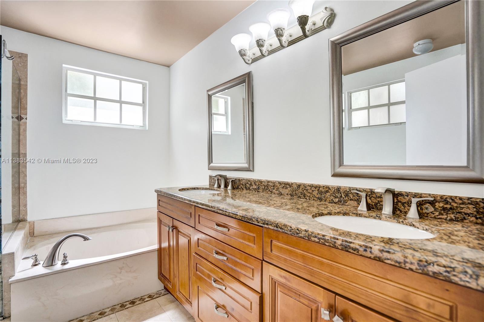 MINTO PLANTATION-1 - Residential