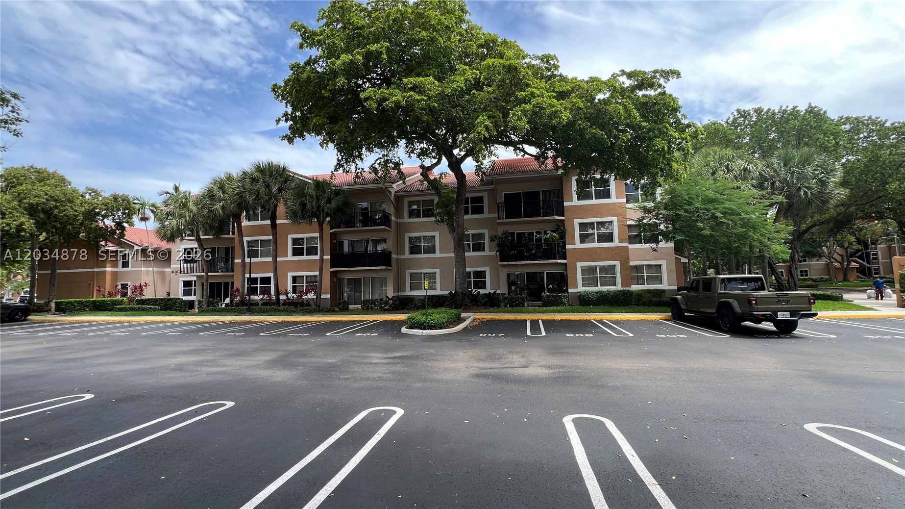 EDGEWATER CONDO - Residential