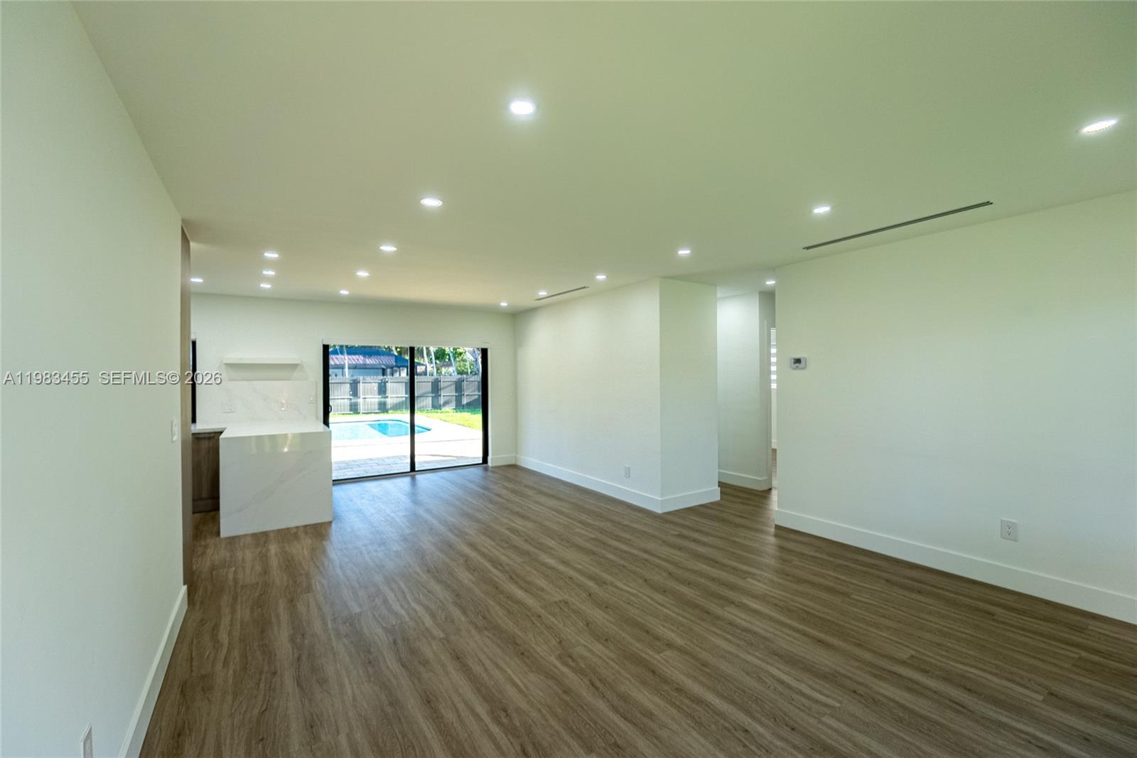 MIAMI LAKES SEC 4 - Residential