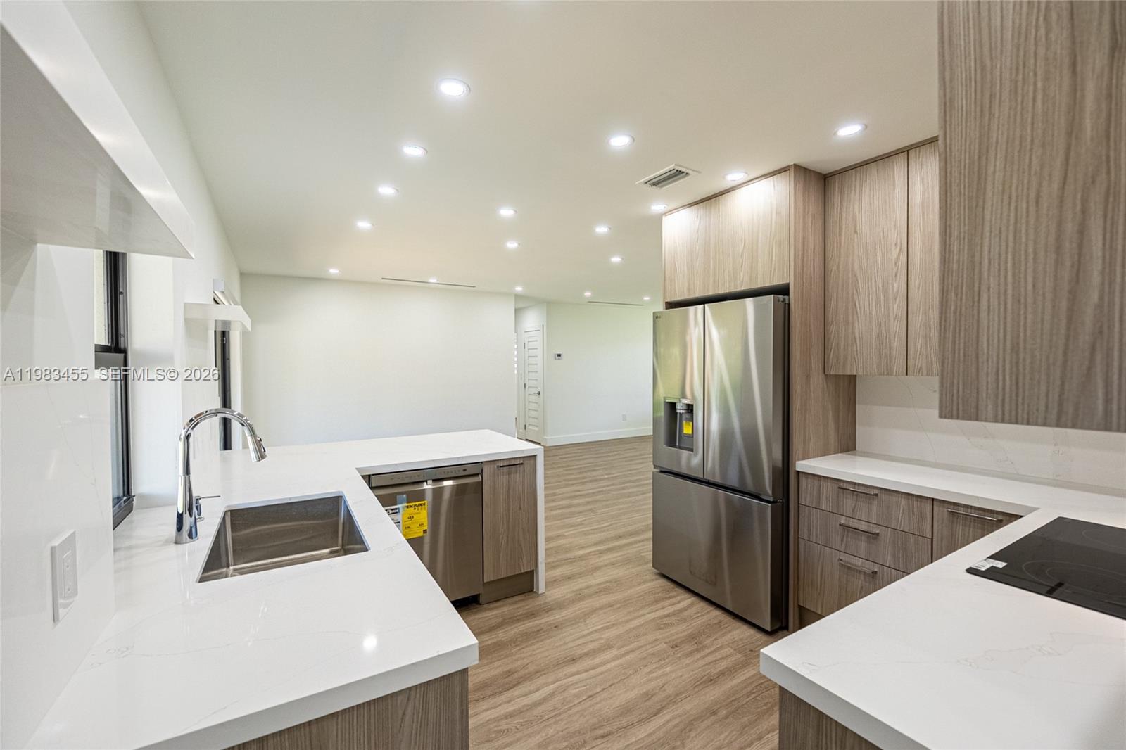 MIAMI LAKES SEC 4 - Residential