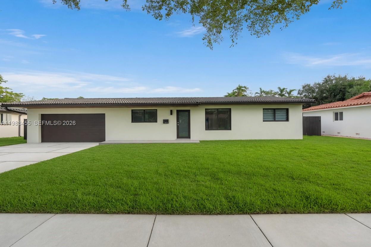 MIAMI LAKES SEC 4 - Residential