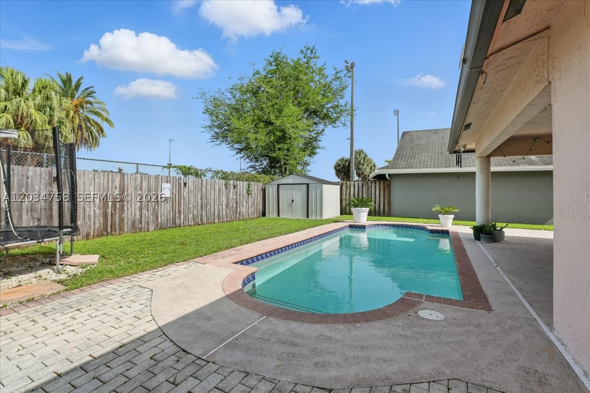 COLONY AT STIRLING - Residential