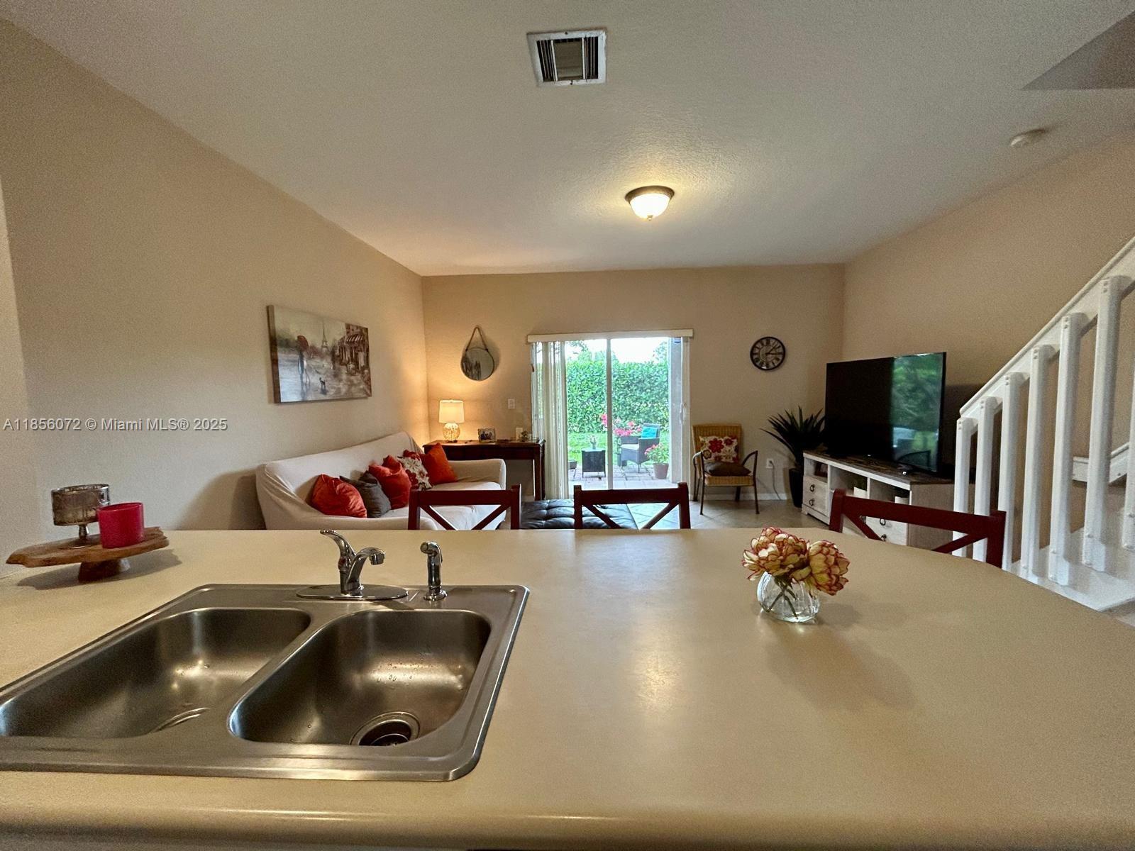 LAS BRISAS AT DORAL CONDO - Residential Lease
