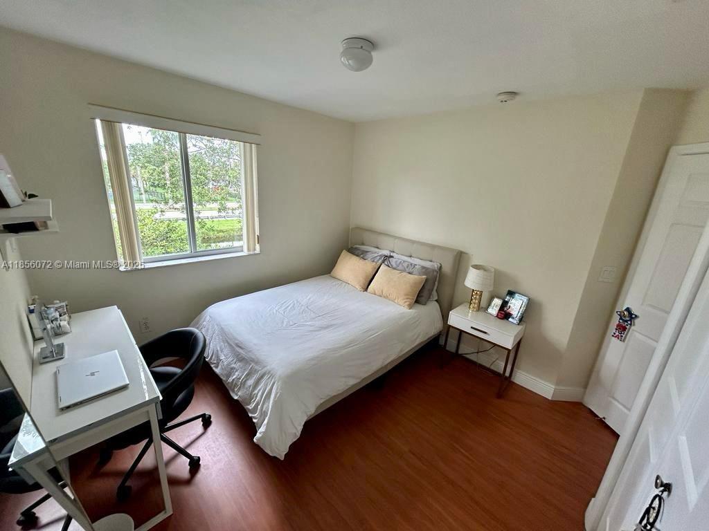 LAS BRISAS AT DORAL CONDO - Residential Lease