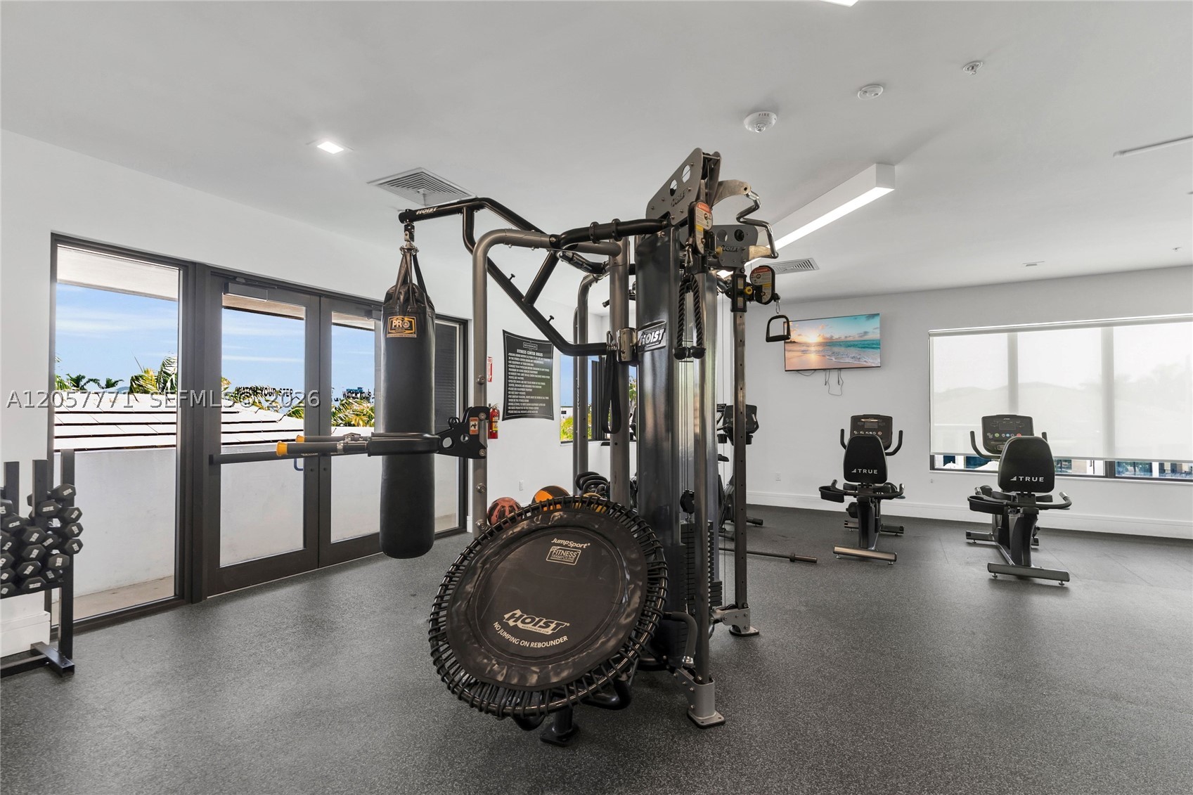 DOWNTOWN DORAL SOUTH PHAS - Residential